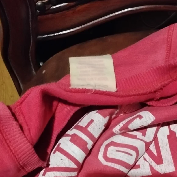 PINK Victoria's Secret Fuchsia Sweatshirt - Picture 4 of 5